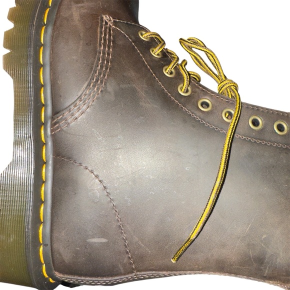 Classic Dr. Martens 1460 brown leather lace-up boots. NWOT. Men’s US 8 - Picture 8 of 8